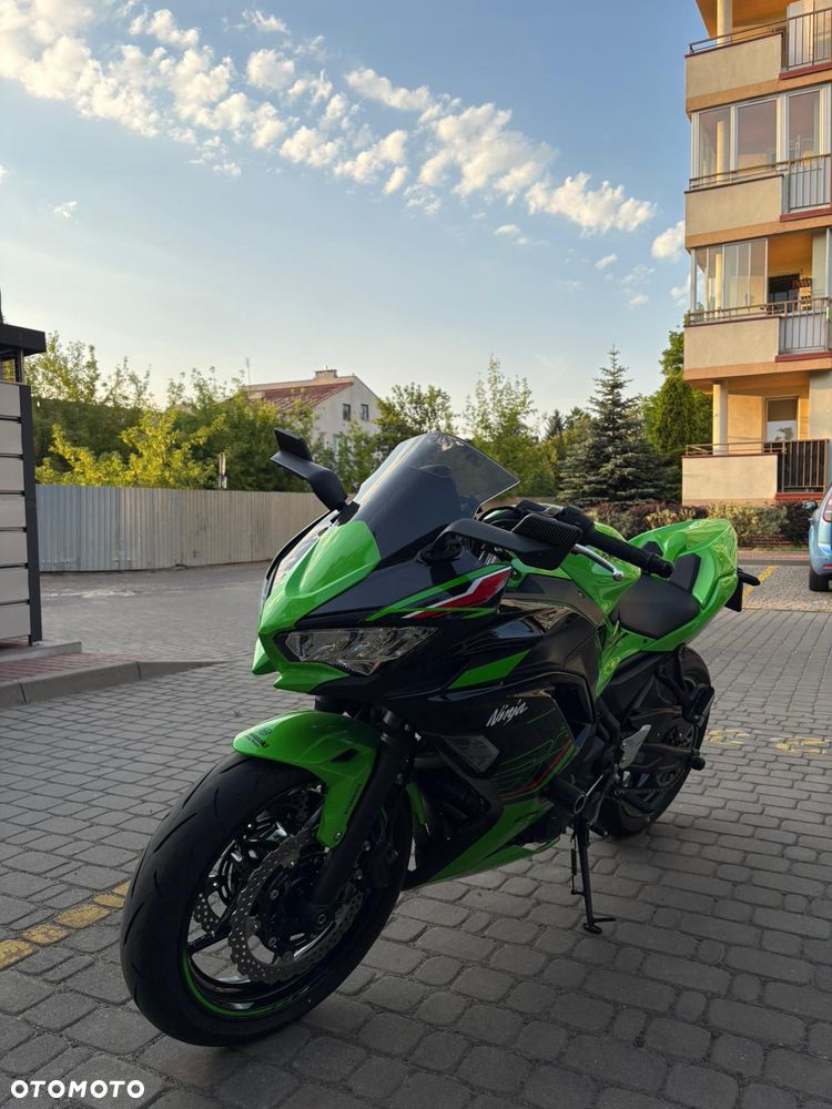 Kawasaki Ninja - 2