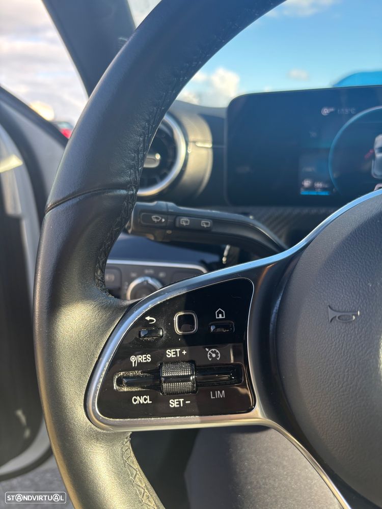 Mercedes-Benz A 180 d Progressive - 22