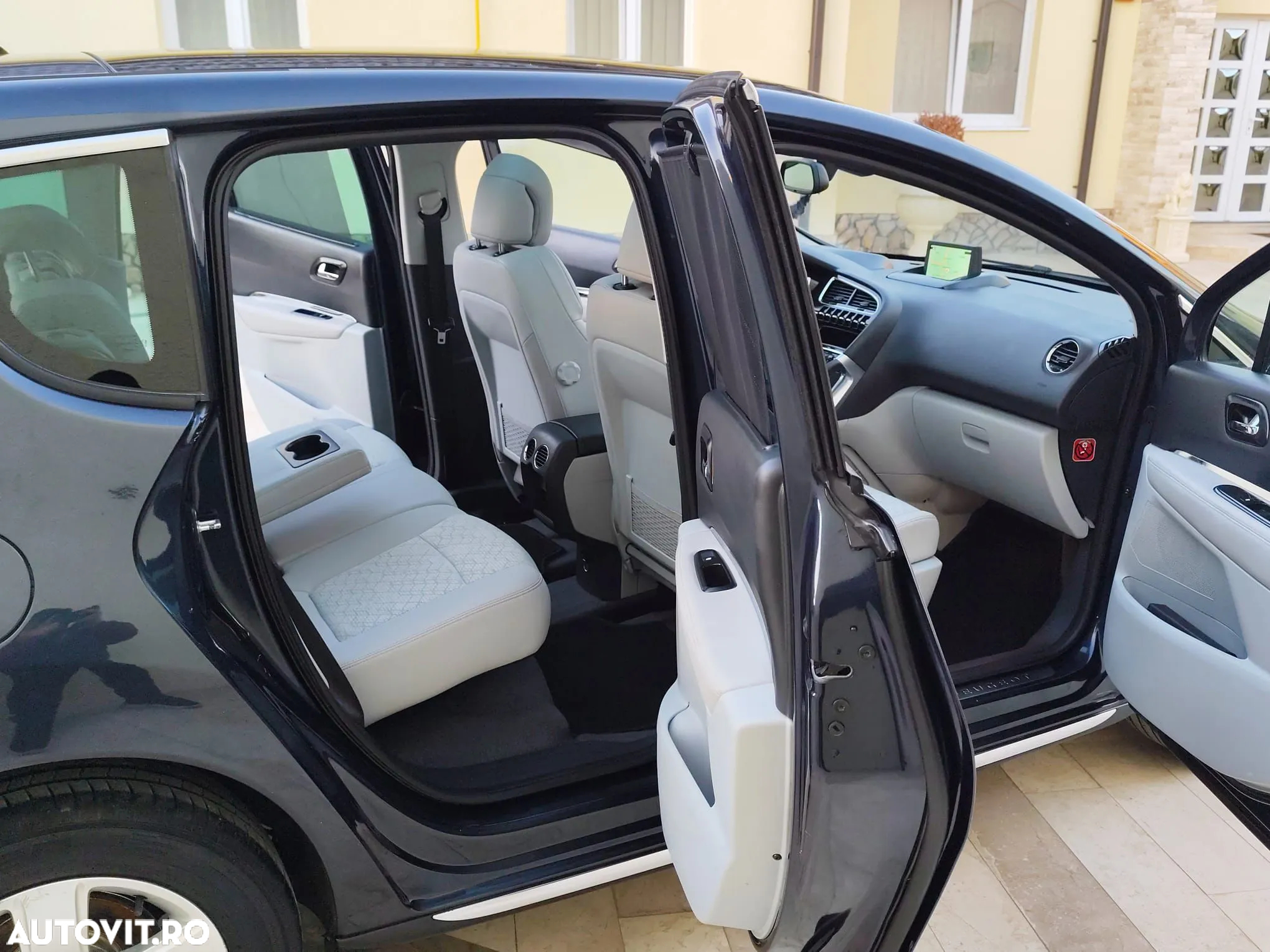Peugeot 3008 - 9