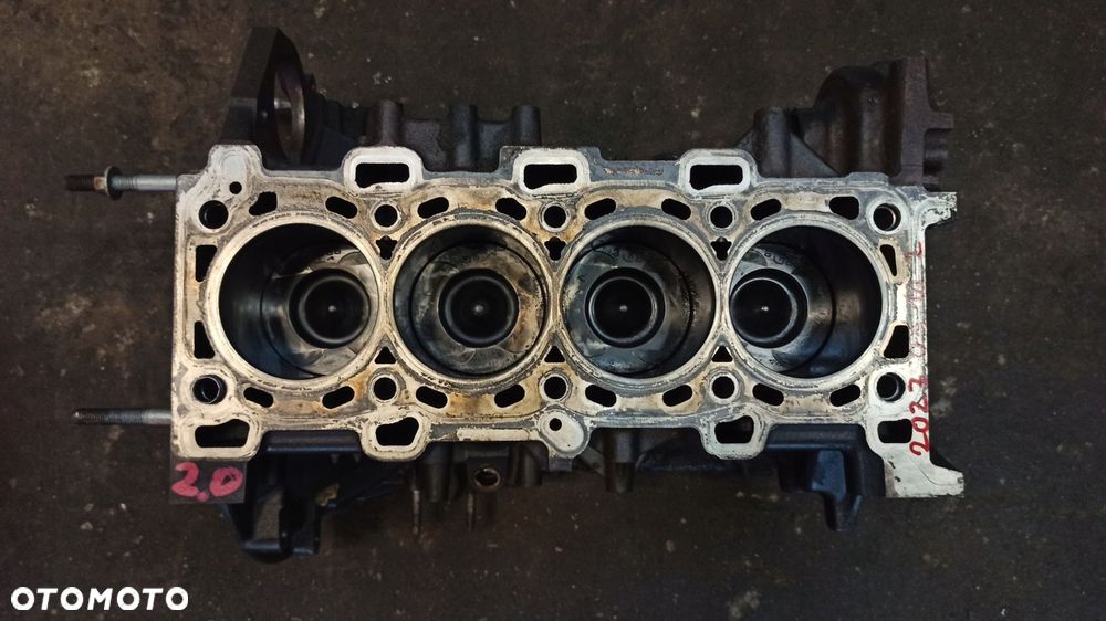 blok 2.0 dci trafic vivaro primastar m9r dół - 2