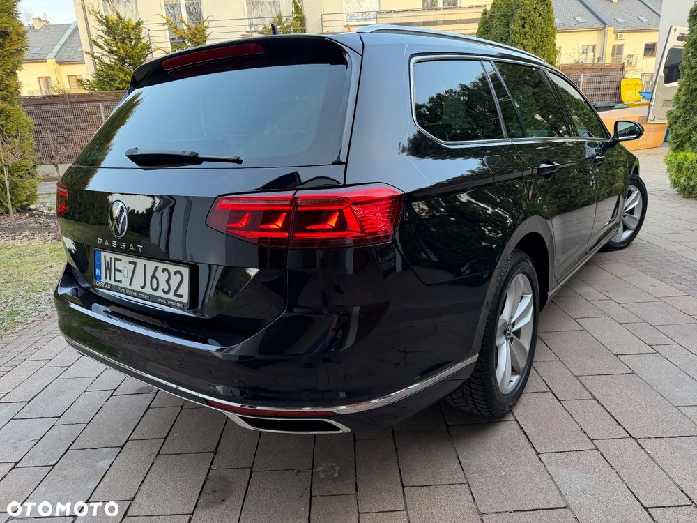 Volkswagen Passat - 4