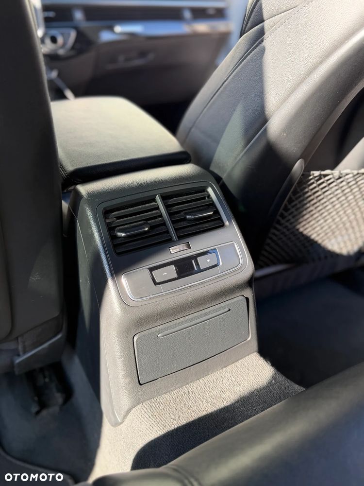 Audi A4 Allroad - 12