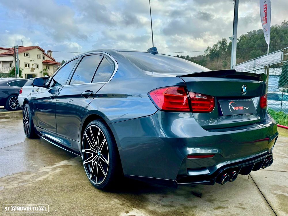 BMW 320 d Aut. Blue Performance Sport Line - 12
