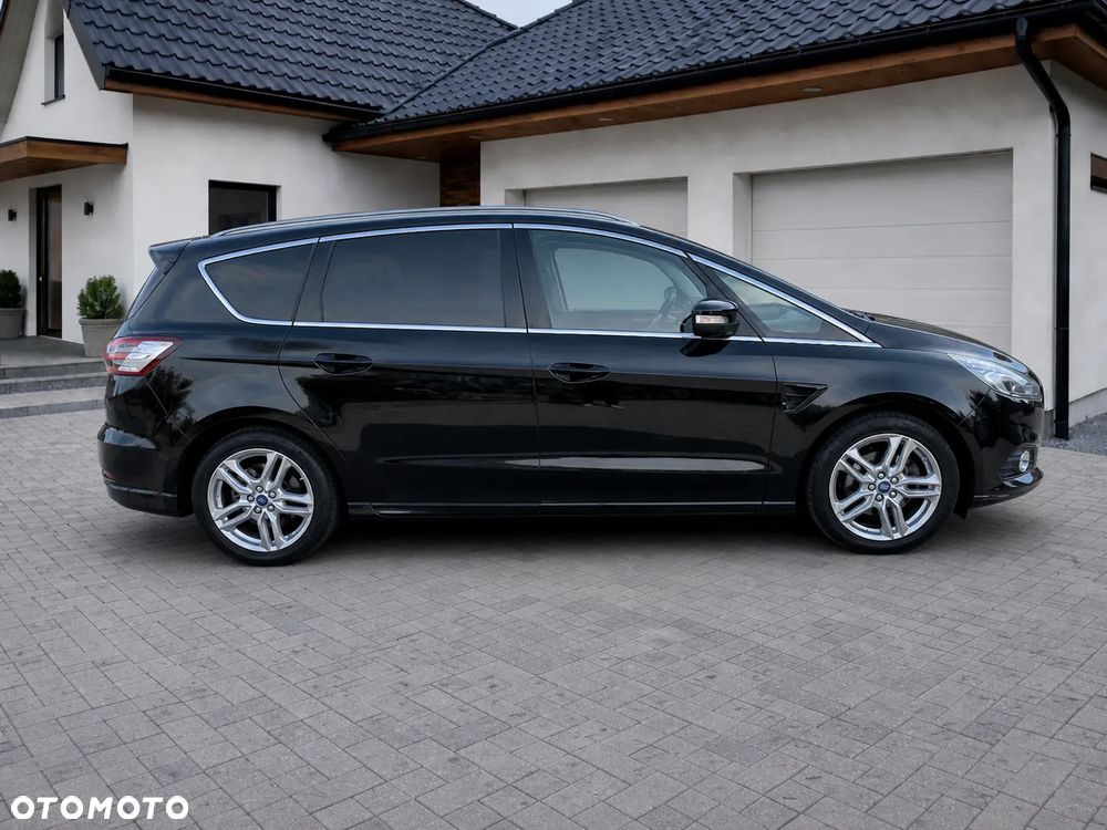 Ford S-Max 2.0 TDCi 4WD Titanium PowerShift - 6