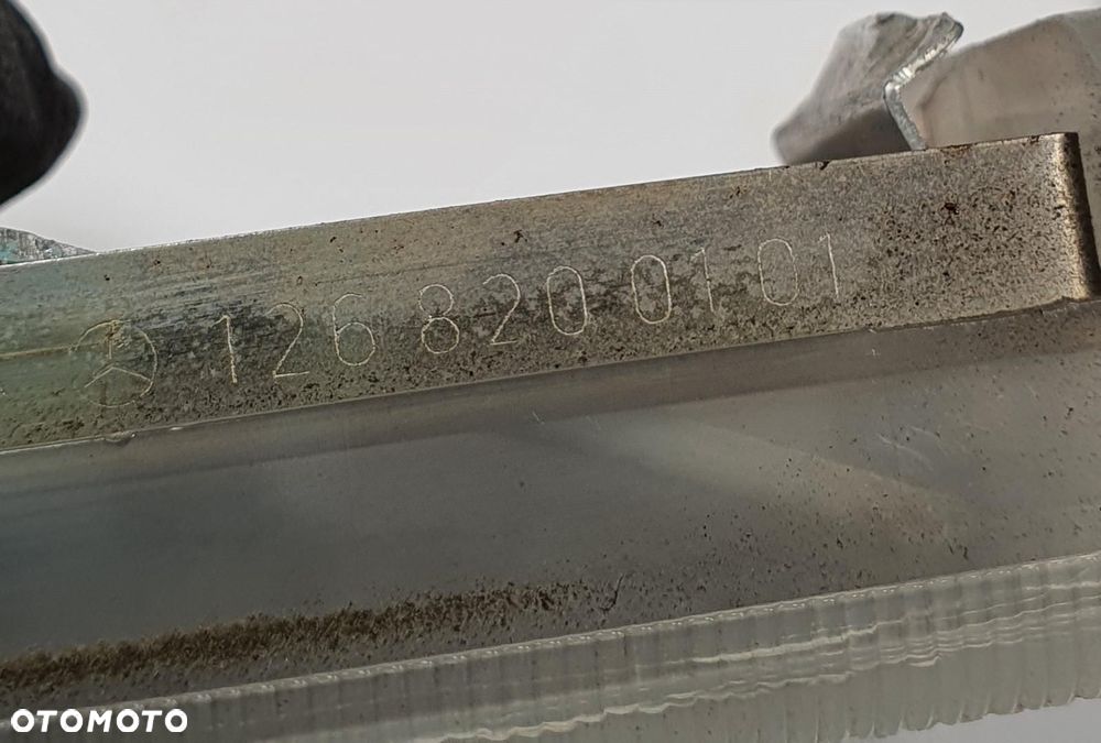 LAMPKA OŚWIETLENIE WNĘTRZA MERCEDES W126 - 3