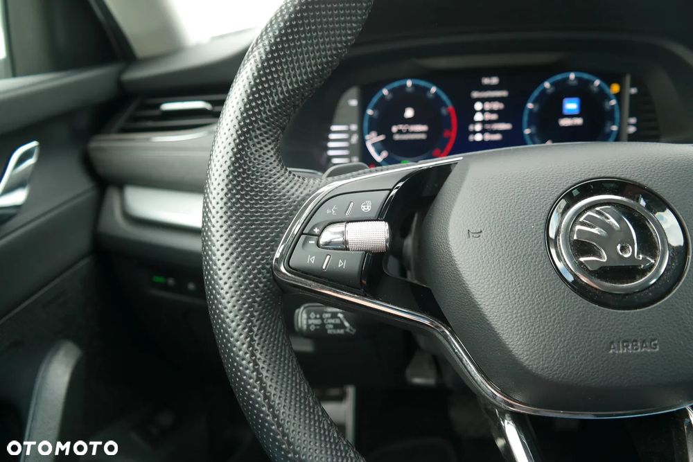 Skoda Octavia 2.0 TSI 4x4 Style DSG - 17