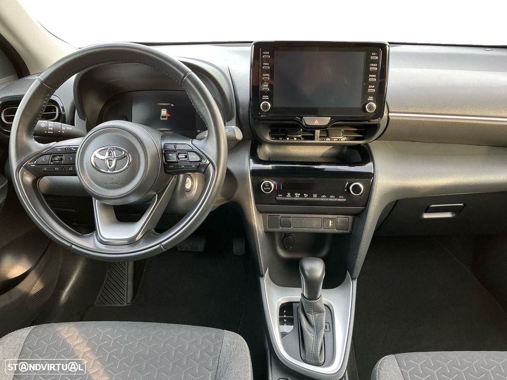 Toyota Yaris Cross 1.5 HDF Comfort Plus - 8