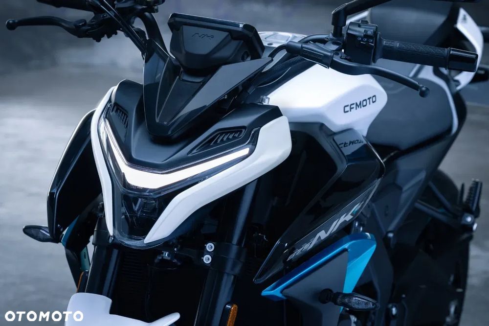 CFMoto 675NK - 9