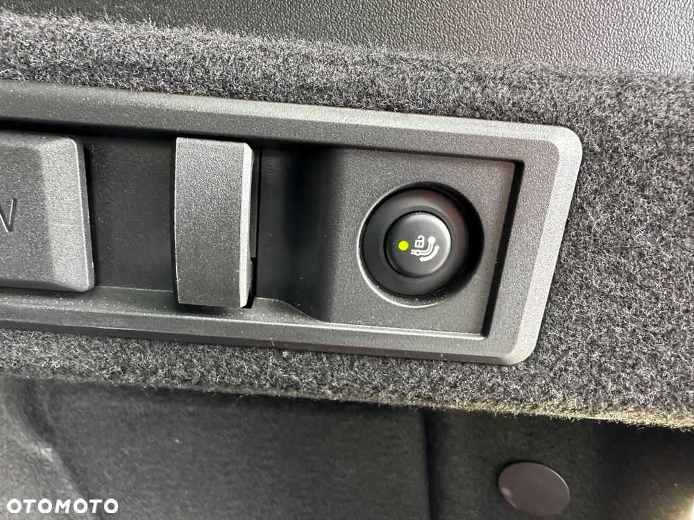 BMW X3 xDrive20d mHEV - 24