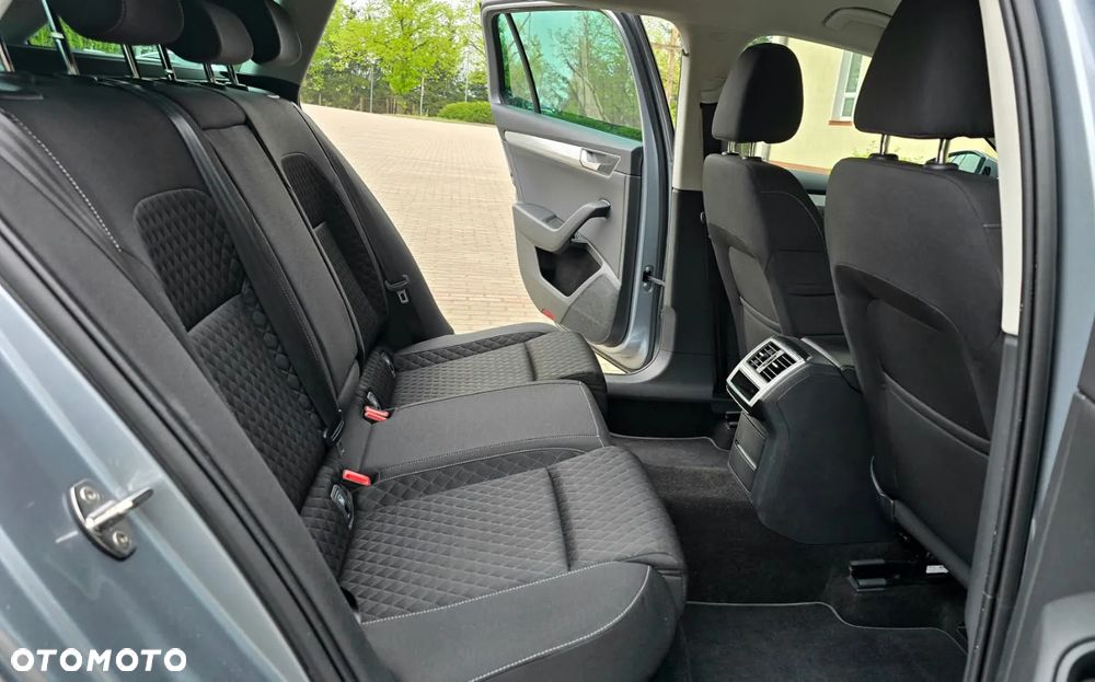 Skoda Superb 2.0 TDI DSG Ambition - 20