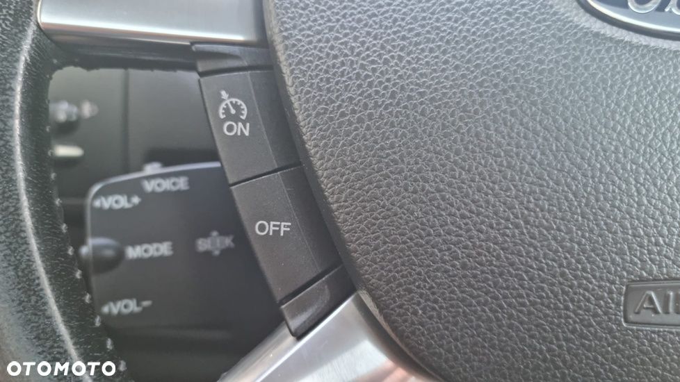 Ford Kuga 2.0 TDCi 4x4 Individual - 25