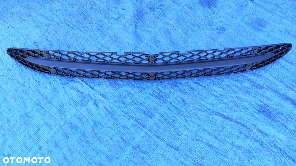 KRATKA ATRAPA ZDERZAKA PRZÓD A2218850523 MERCEDES S-KLASA W221