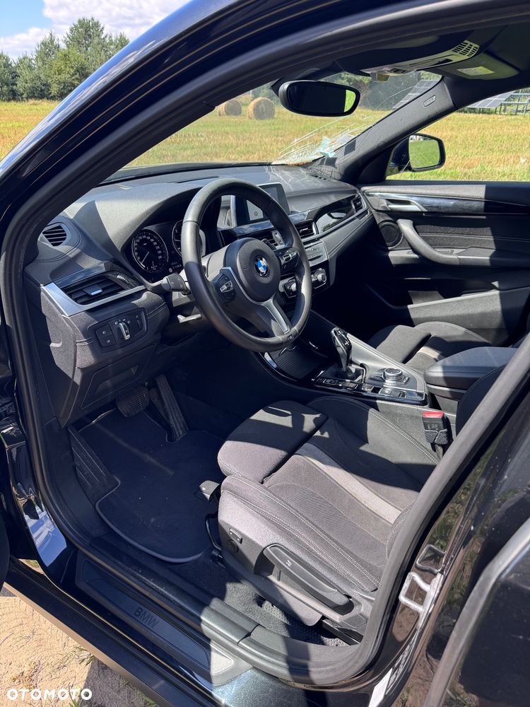 BMW X2 sDrive18d Advantage Plus - 9