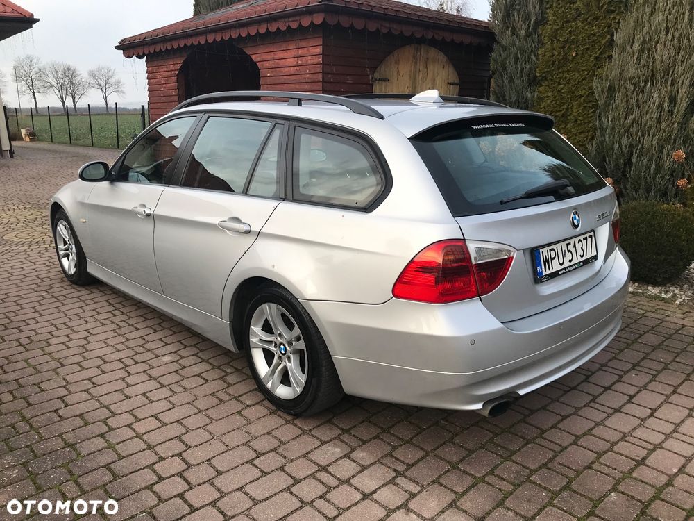 BMW Seria 3 320d - 4