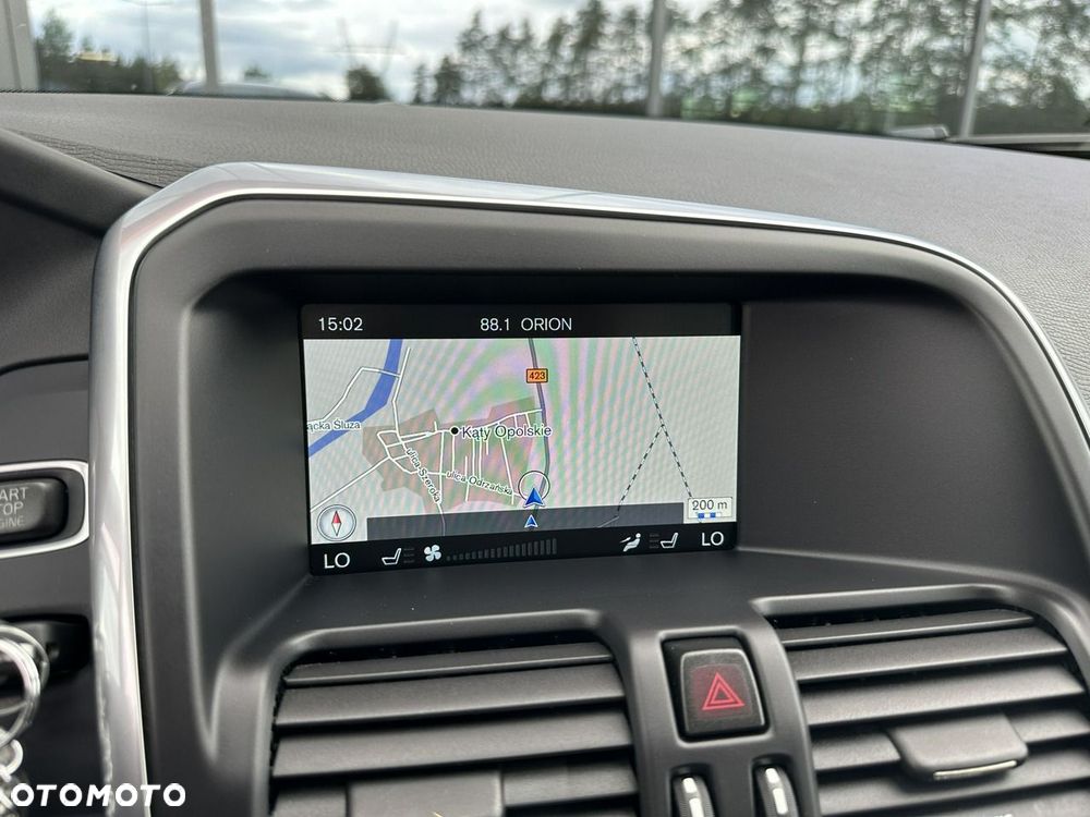 Volvo XC 60 D4 Geartronic Kinetic - 24