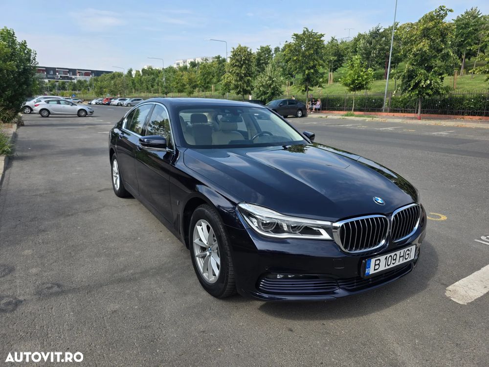 BMW Seria 7 740e iPerformance - 21