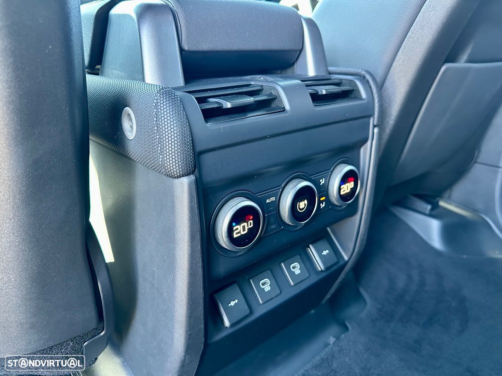 Land Rover Defender 130 D250 X-Dynamic HSE - 14