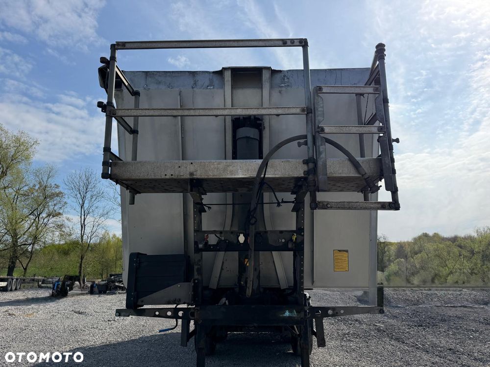 Schmitz Cargobull SKI 24/SL/8.2 - 9