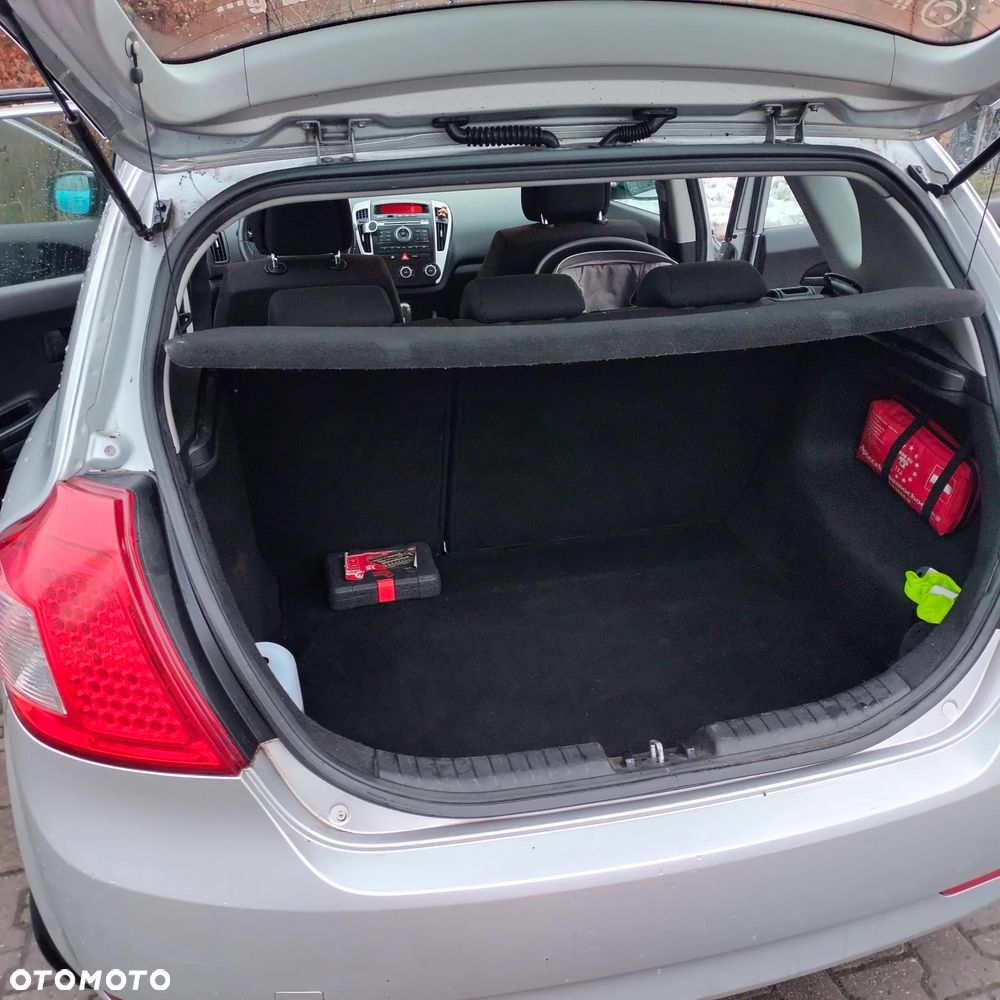 Kia Ceed 1.4 Comfort - 10
