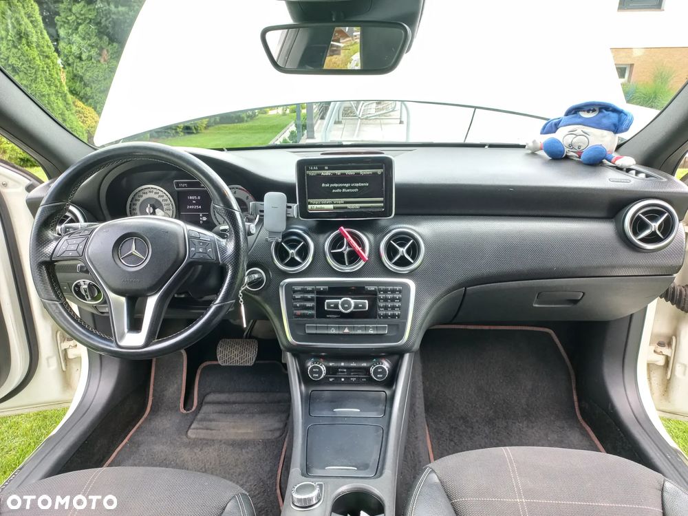 Mercedes-Benz Klasa A 180 CDI (BlueEFFICIENCY) 7G-DCT - 16