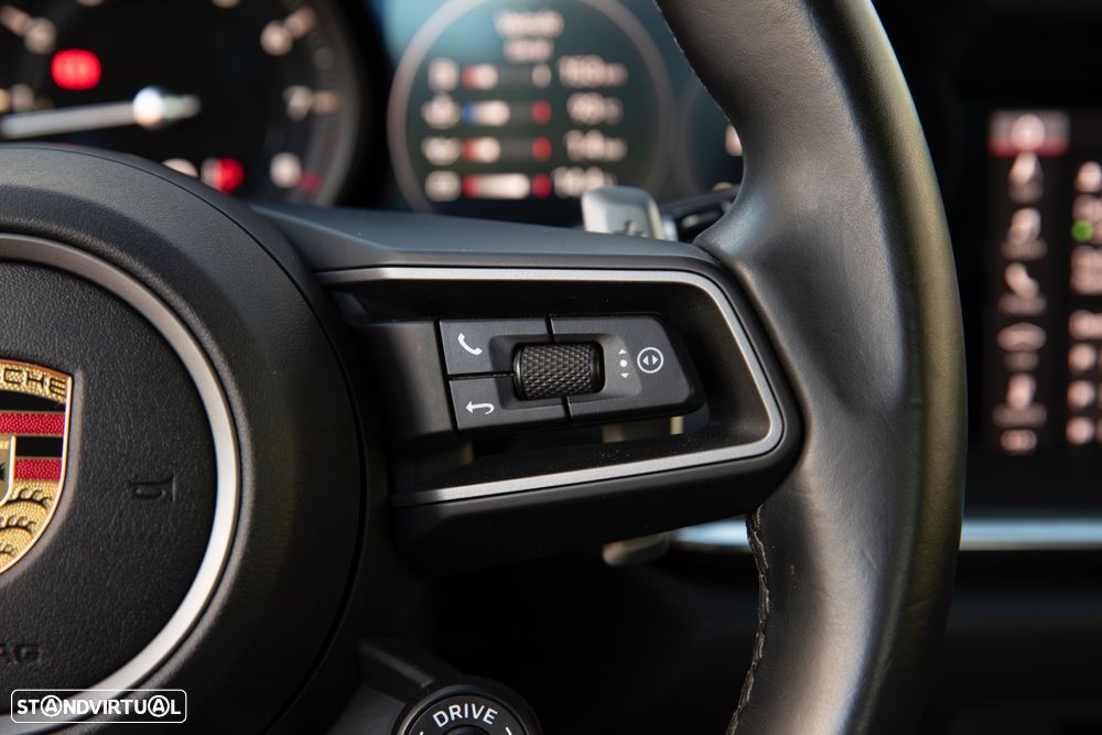 Porsche 911 (992) Carrera PDK - 37