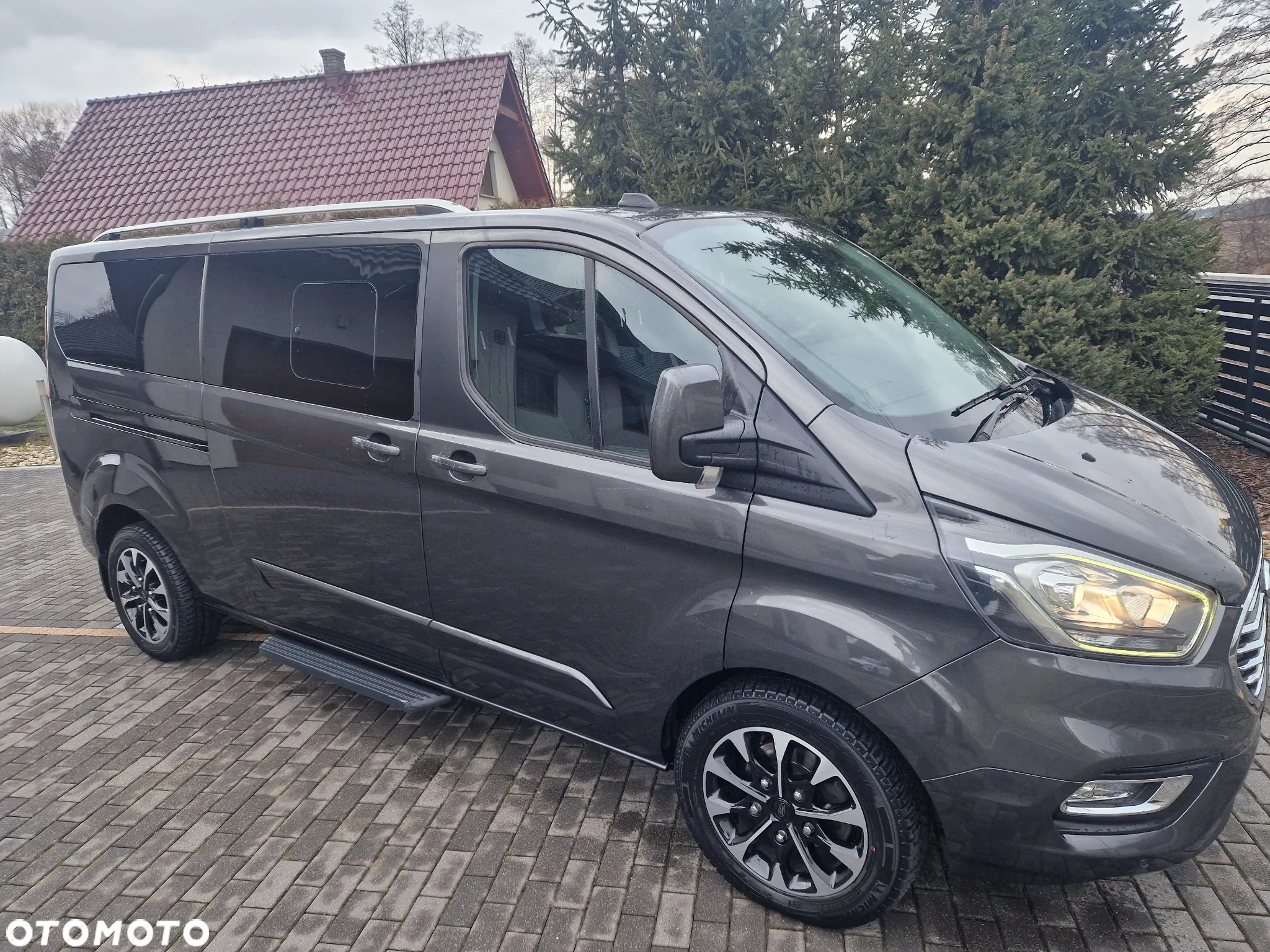 Ford Tourneo Custom - 6