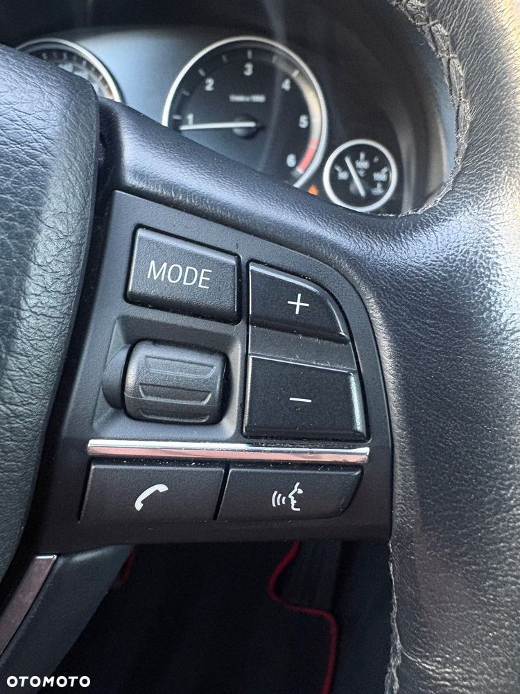 BMW Seria 5 520d xDrive Luxury Line - 25
