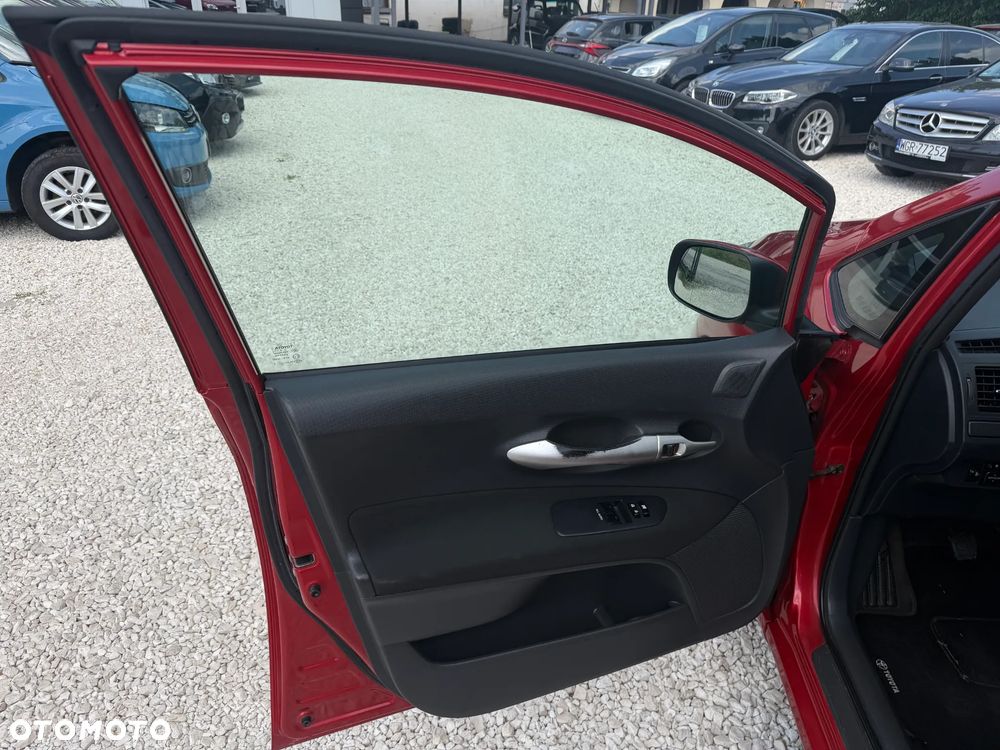 Toyota Auris 1.6 Active - 16