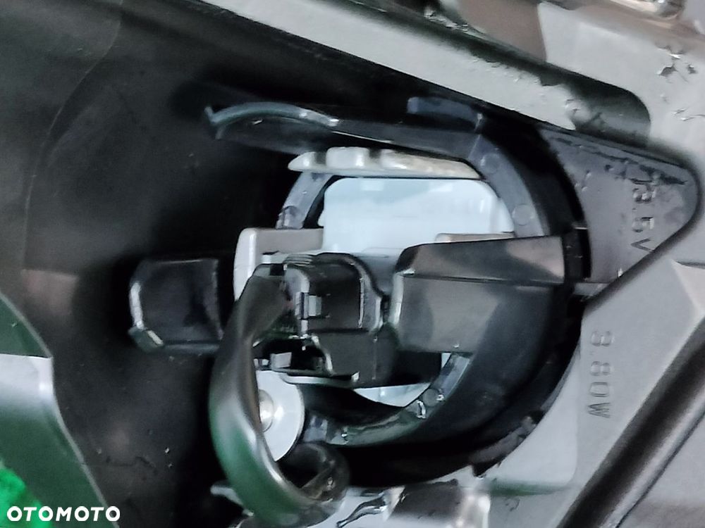 TOYOTA RAV4 19-26r Lampa Przód ZWYKŁA - 8