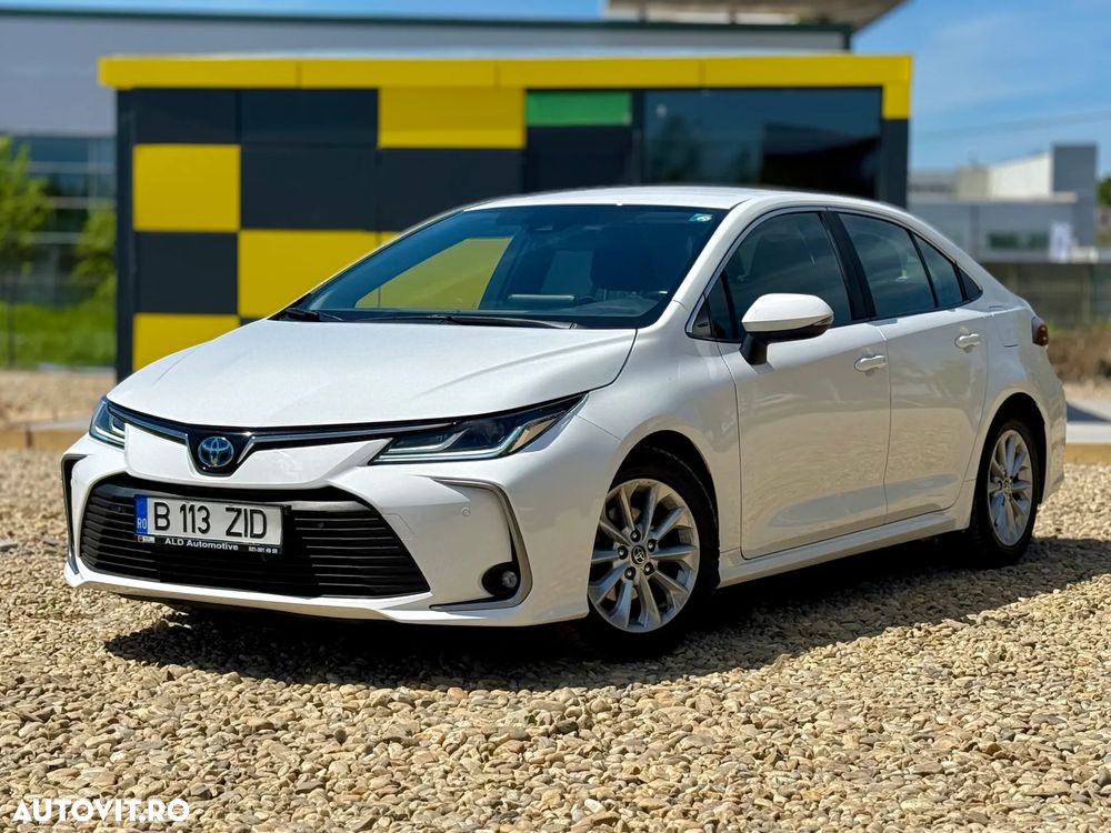 Toyota Corolla 1.8 HSD Business - 1