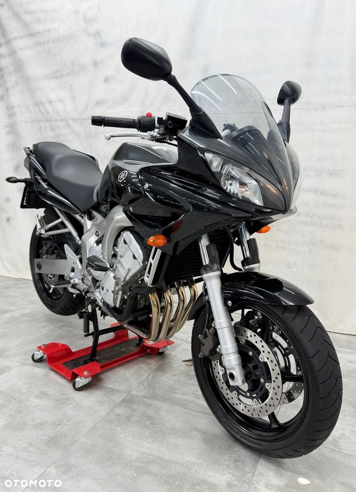 Yamaha FZ6 - 7