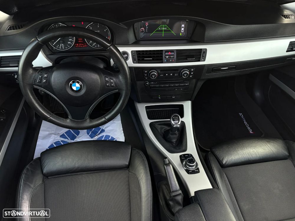 BMW 320 d Coupe - 10