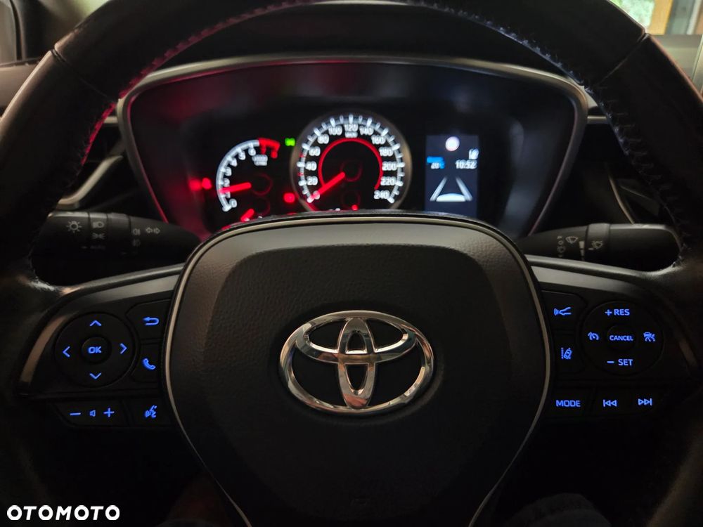 Toyota Corolla 1.6 Comfort - 23