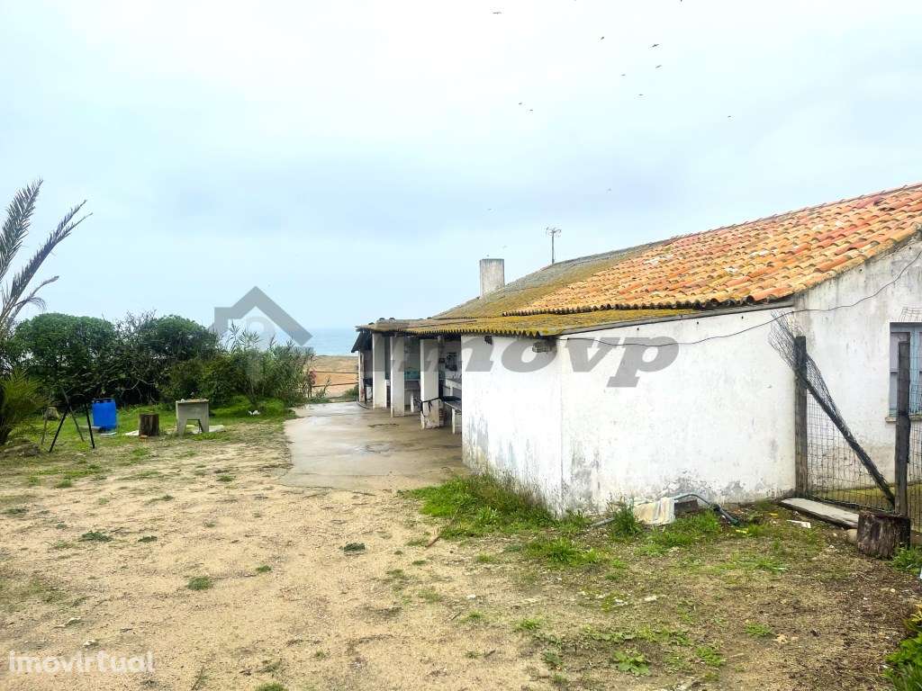 Moradia localizada na Ilha do Pessegueiro - Grande imagem: 2/11