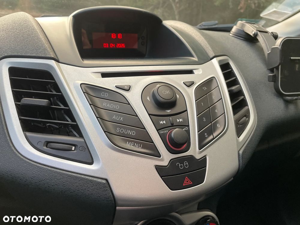 Ford Fiesta 1.25 Trend - 16