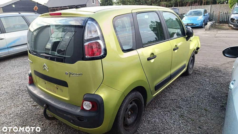 35443 citroen c3 picasso 1.4 vti 8fs na części lakier KARC - 17