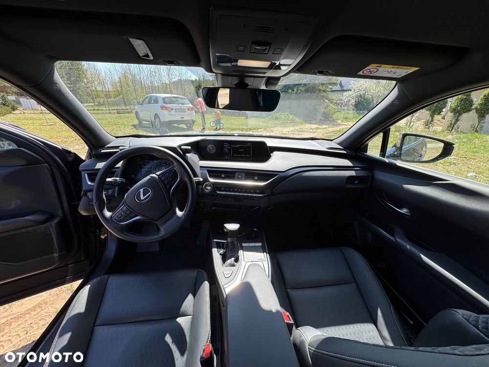 Lexus UX 200 GPF Business 2WD - 11