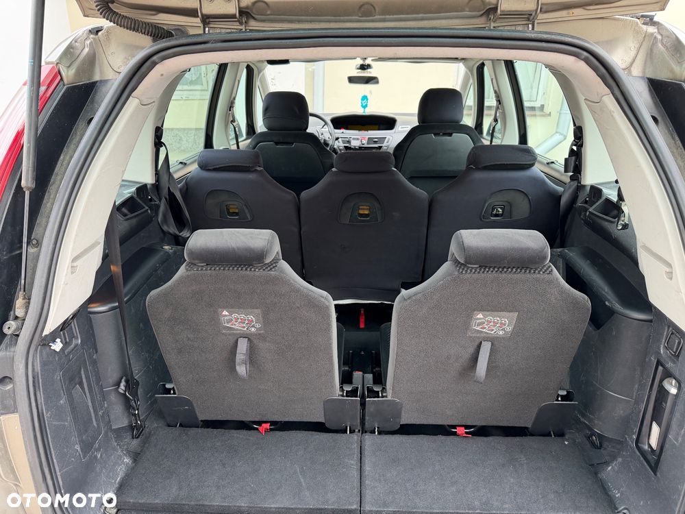 Citroën C4 Picasso - 10