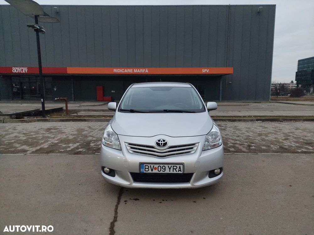 Toyota Verso - 1