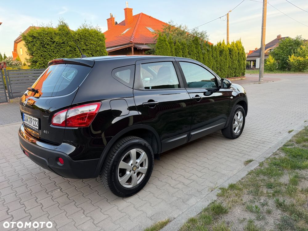 Nissan Qashqai 1.5 dCi TEKNA - 3
