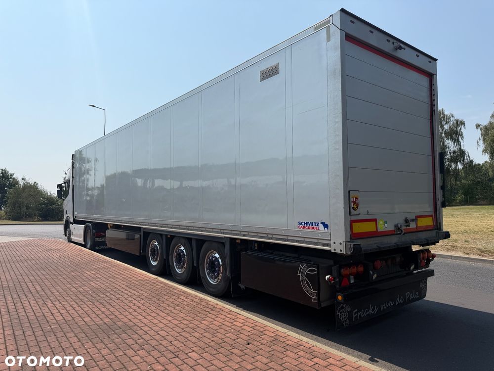 Schmitz Cargobull Izoterma kontener schmitz oś podnoszona i oś skrętna sprowadzona z Niemiec idealny stan 2x paleciara - 2