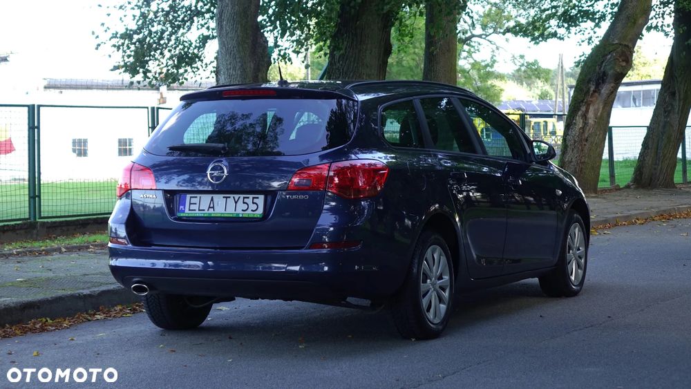 Opel Astra - 34