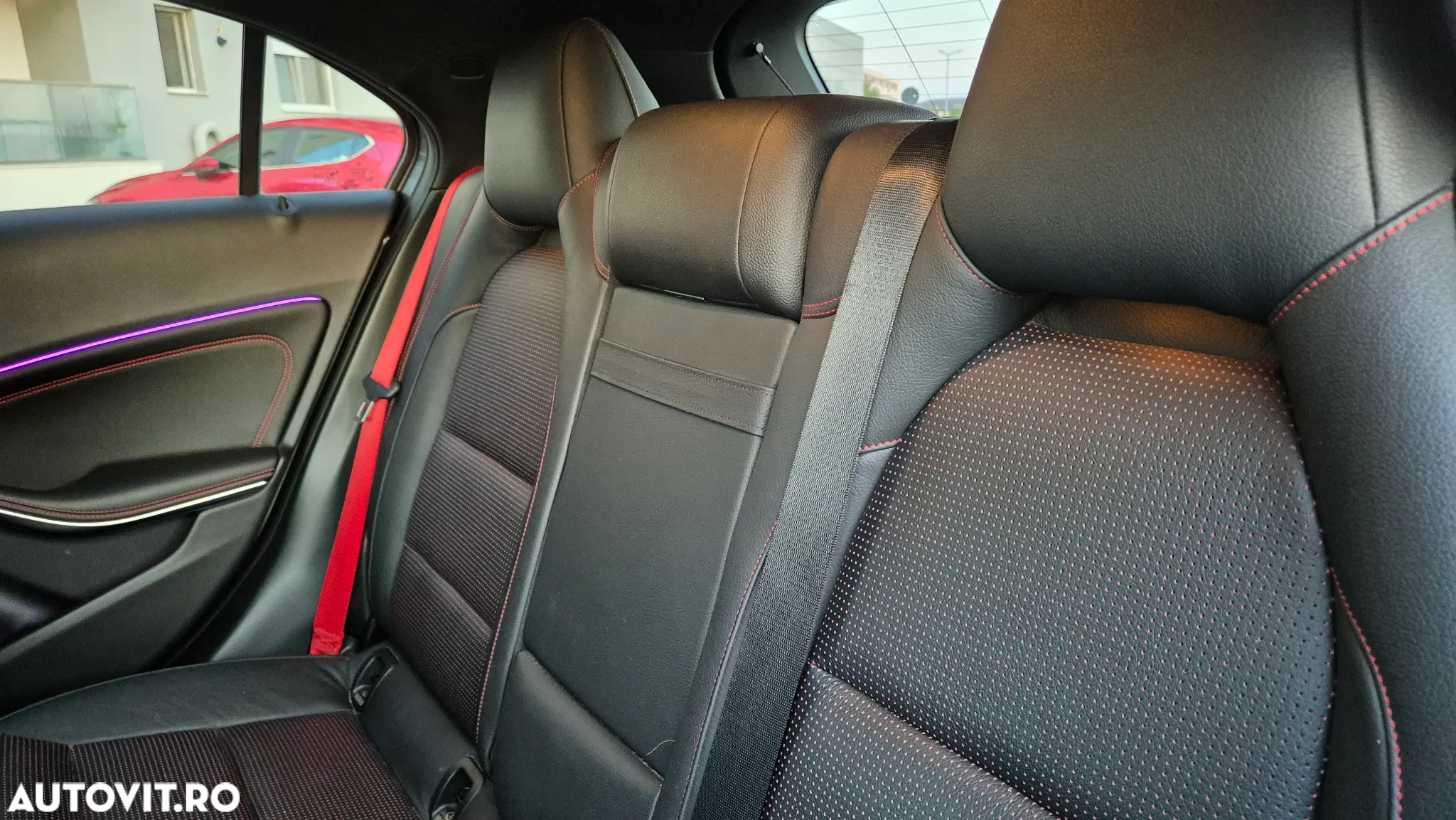 Mercedes-Benz A AMG 45 4Matic AMG Speedshift 7G-DCT - 17