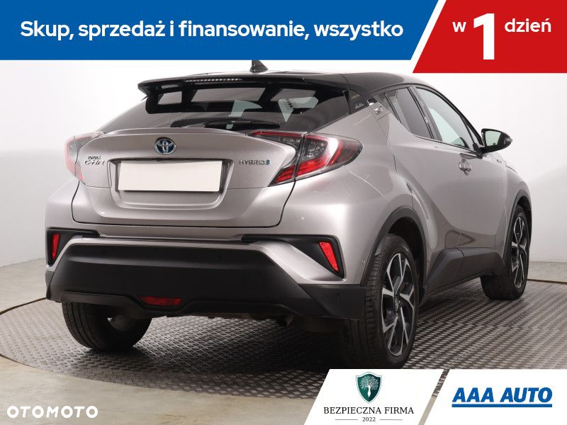 Toyota C-HR - 6