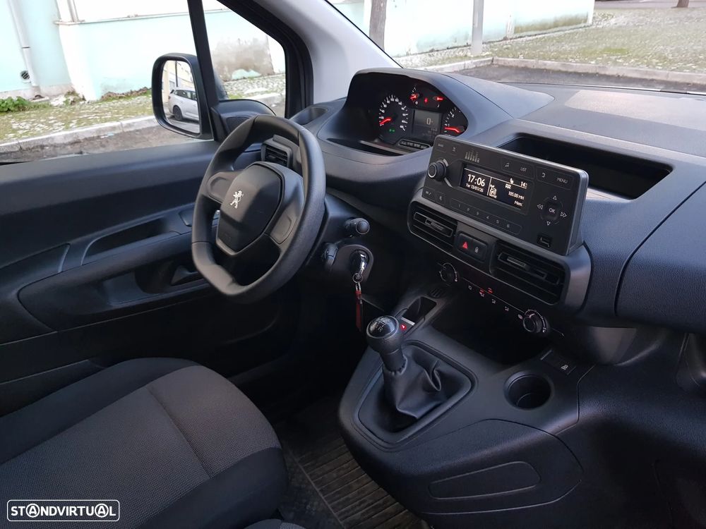 Peugeot Partner 3 Lugares - 47