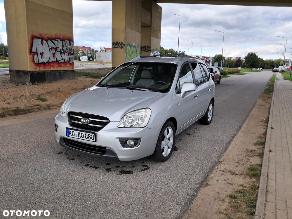 Kia Carens 2.0 CRDi Tour - 2
