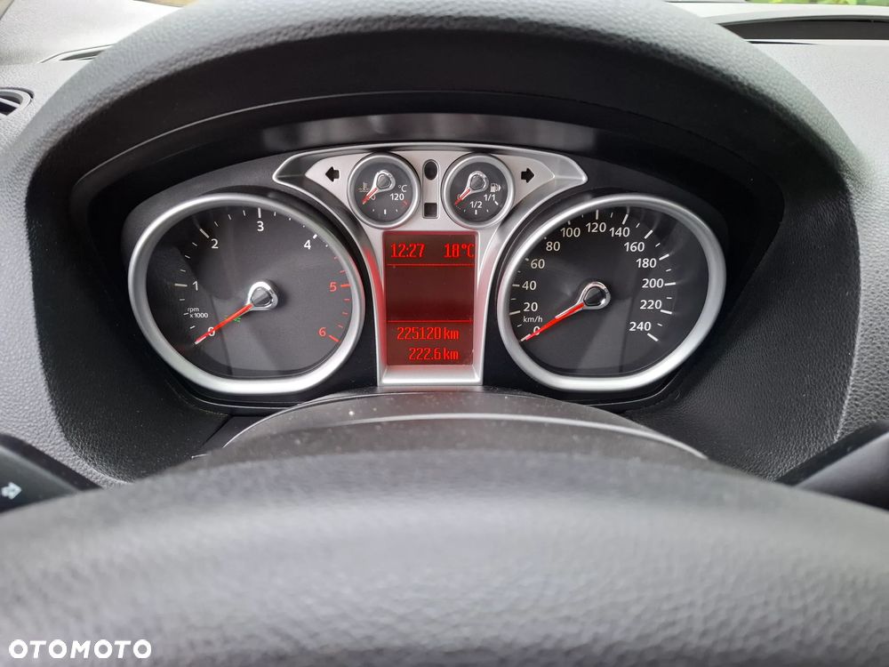 Ford Kuga 2.0 TDCi 4x4 Titanium - 13