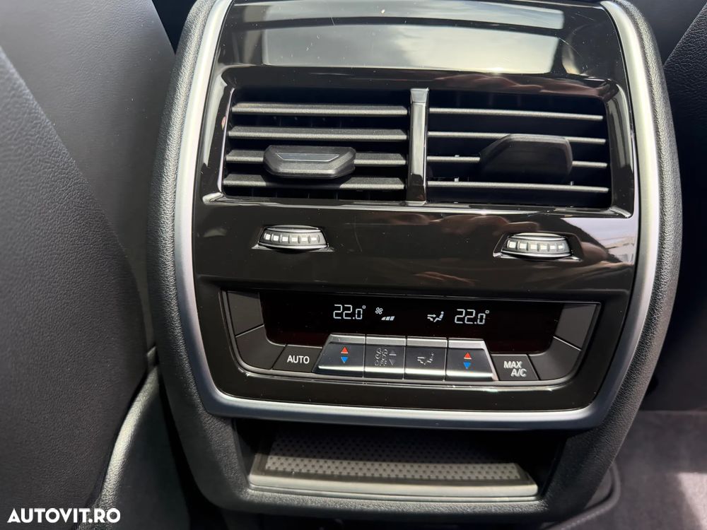BMW X7 xDrive40i AT MHEV - 15