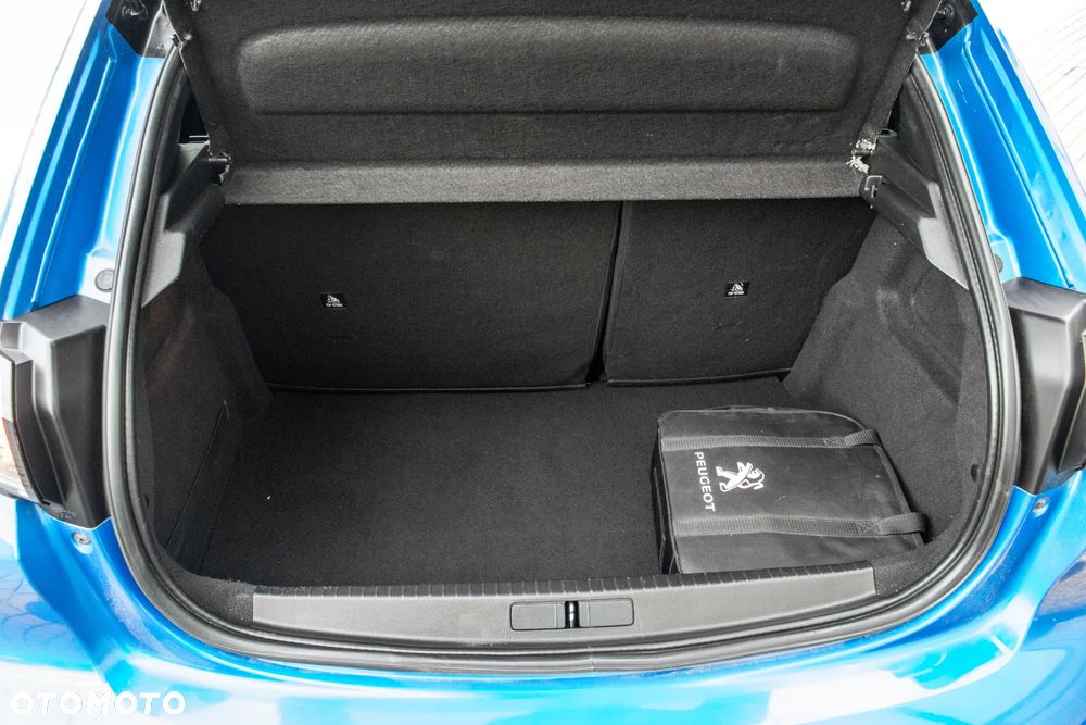 Peugeot 208 e-208 GT Line - 28