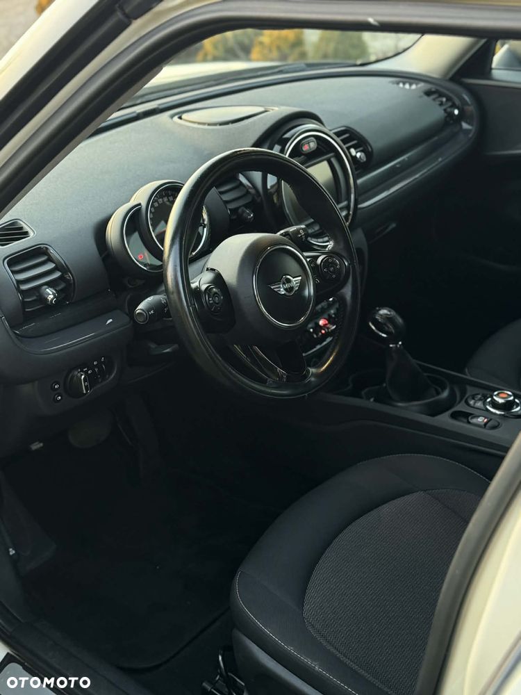 MINI Clubman - 16